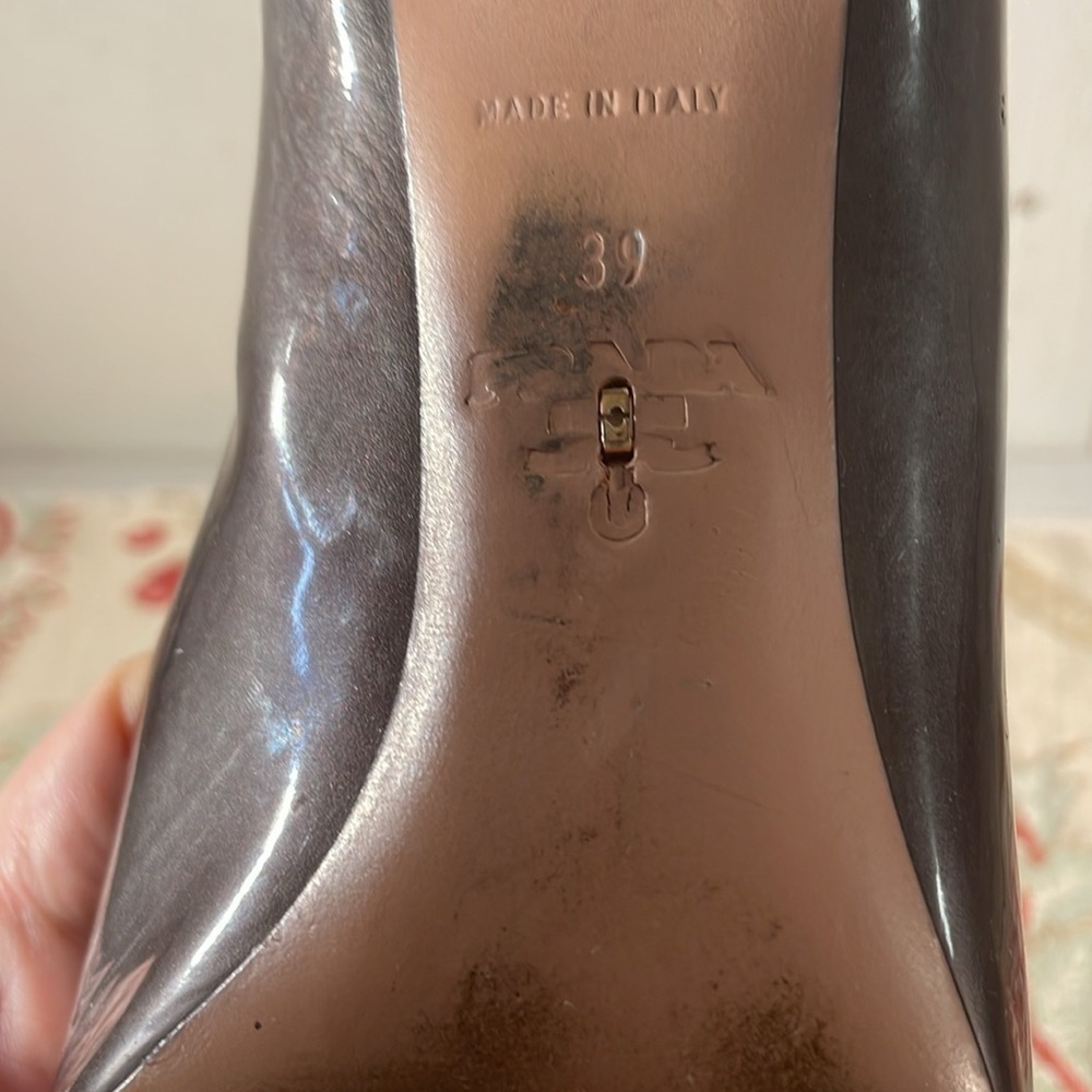 Prada Elegant Khaki Patent Leather Silver Women's Heels - Picture 8 of 10